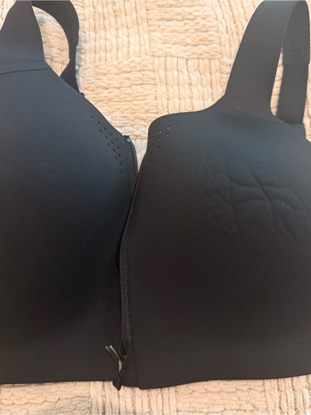 Victoria’s Secret Black Front-Zip Seamless Bra VSX 38D